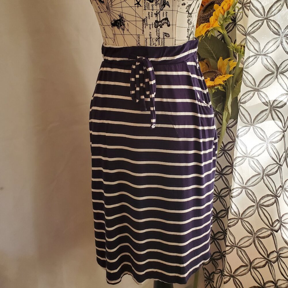 Zenana Navy & White Stripe Knit Skirt - Small